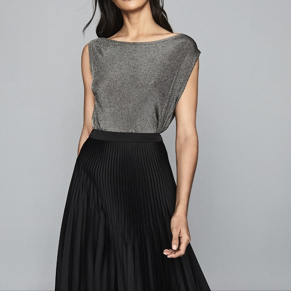 *Restock!* NWT REISS | Brigette Draped Knitted Blouse - Picture 3 of 8